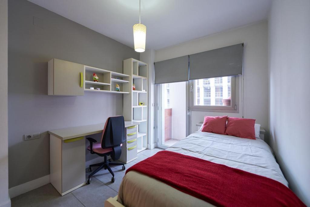 Vivir En El Campus De La Salud Apartment Гранада Екстериор снимка